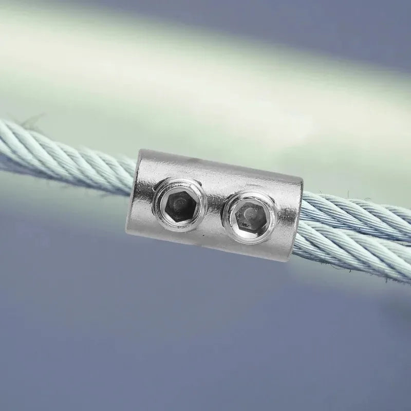 Robuste Drahtseilklemme aus Kupfer und Stahl für sichere Befestigung