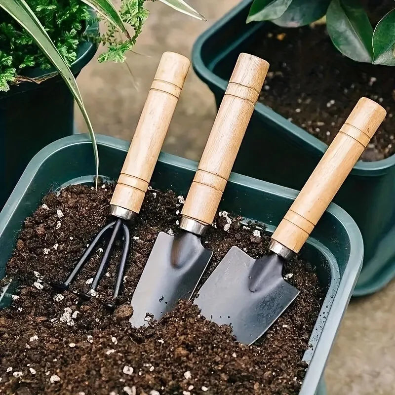 Handliches 3er Set Gartenwerkzeuge für Topfpflanzen