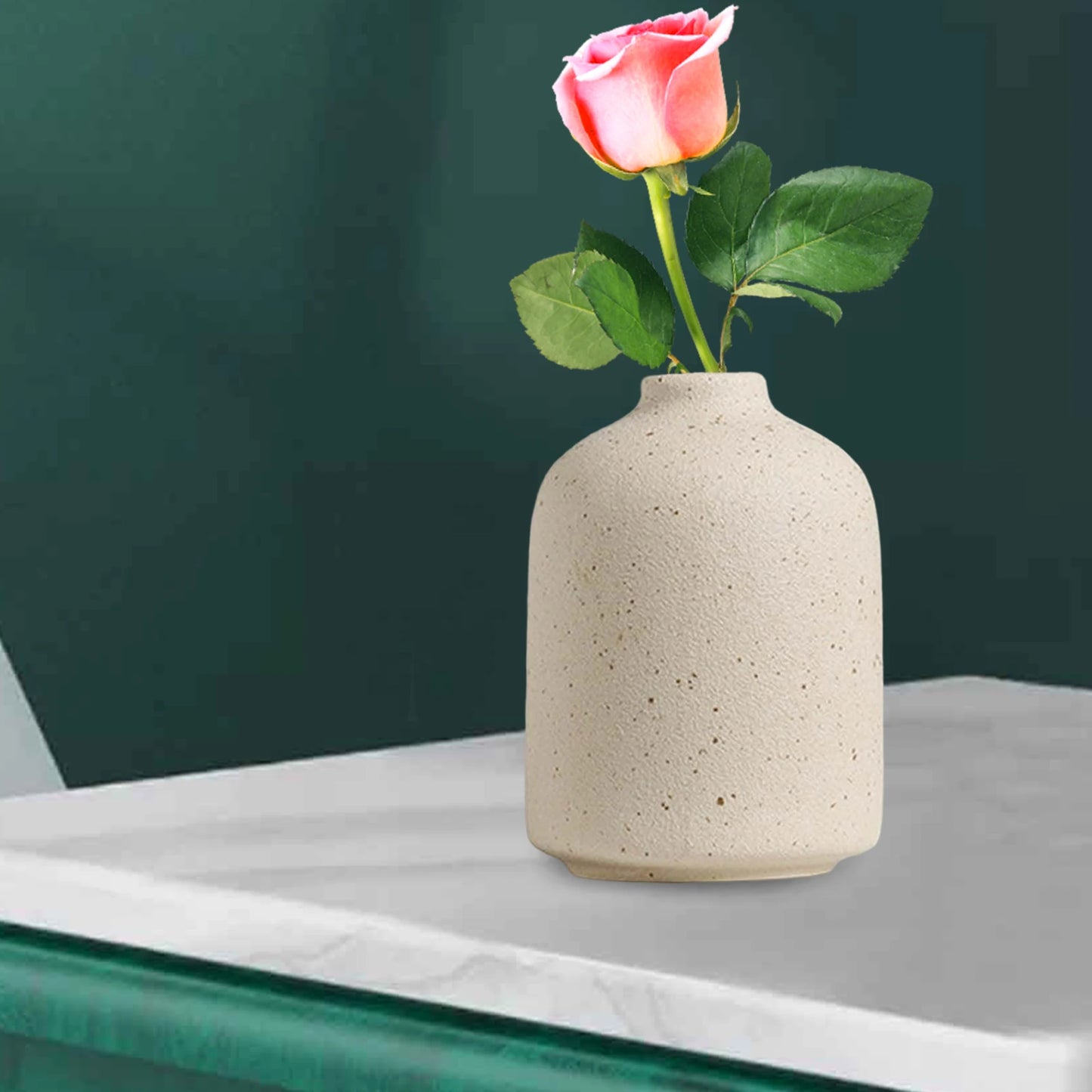 Nordische Keramikvase für stilvolle Blumenarrangements und Dekoration