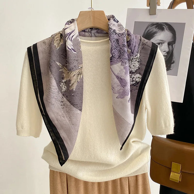 Vielseitiges Halstuch mit Druckmuster für Damen und alle Jahreszeiten