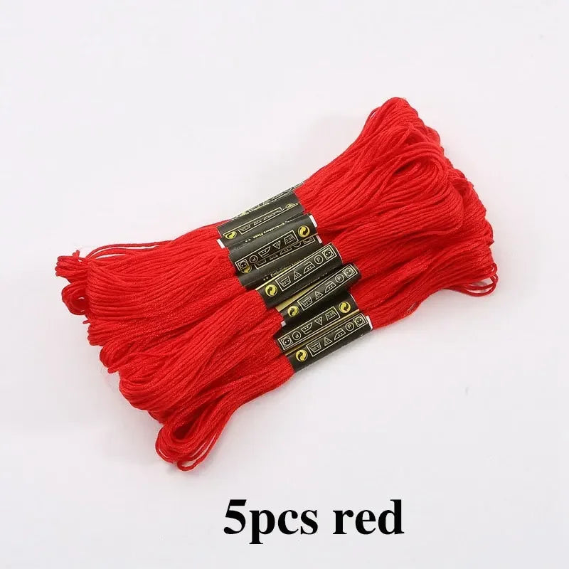 Vielseitiges Stickgarn Mix Farben für Kreativprojekte und Handarbeiten