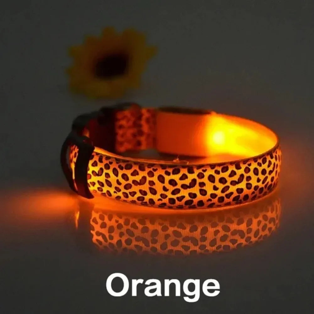 Leuchtendes LED Hundehalsband Leopardenmuster für Nachtsicherheit