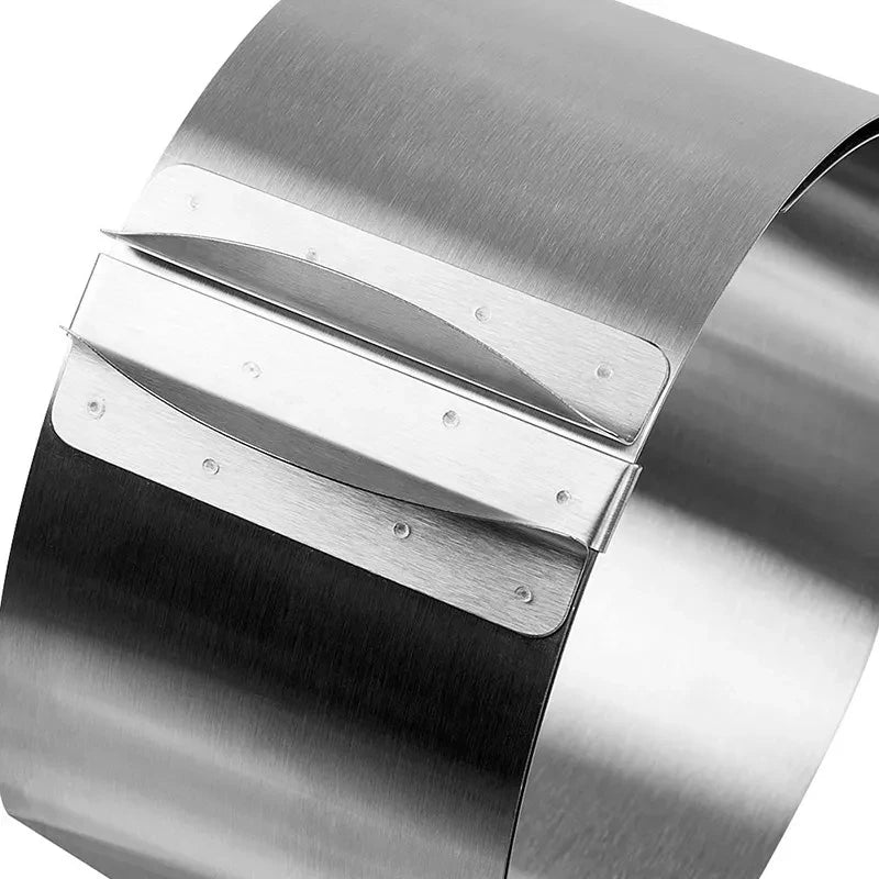 Verstellbarer Edelstahl Kuchenschneider mit Mousse Ring 16 bis 30 cm