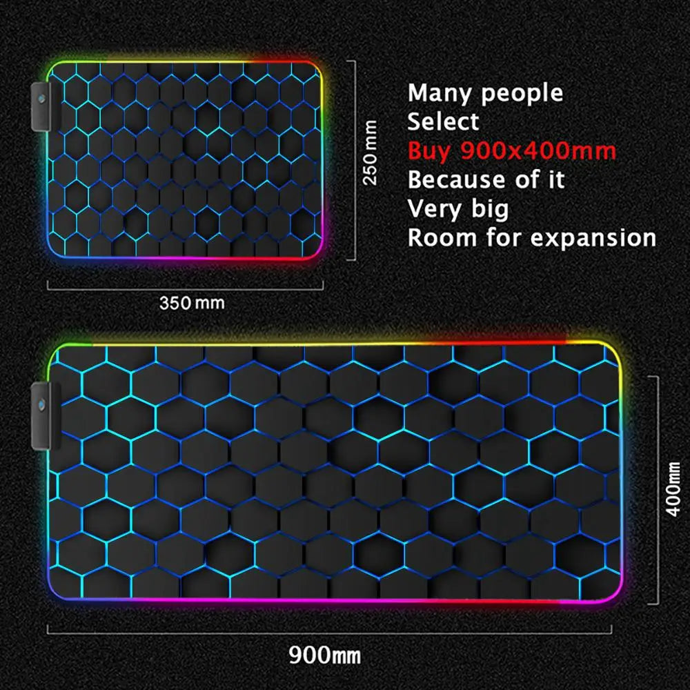 XXL Gaming Mauspad Geometrisches Design mit RGB LED Beleuchtung