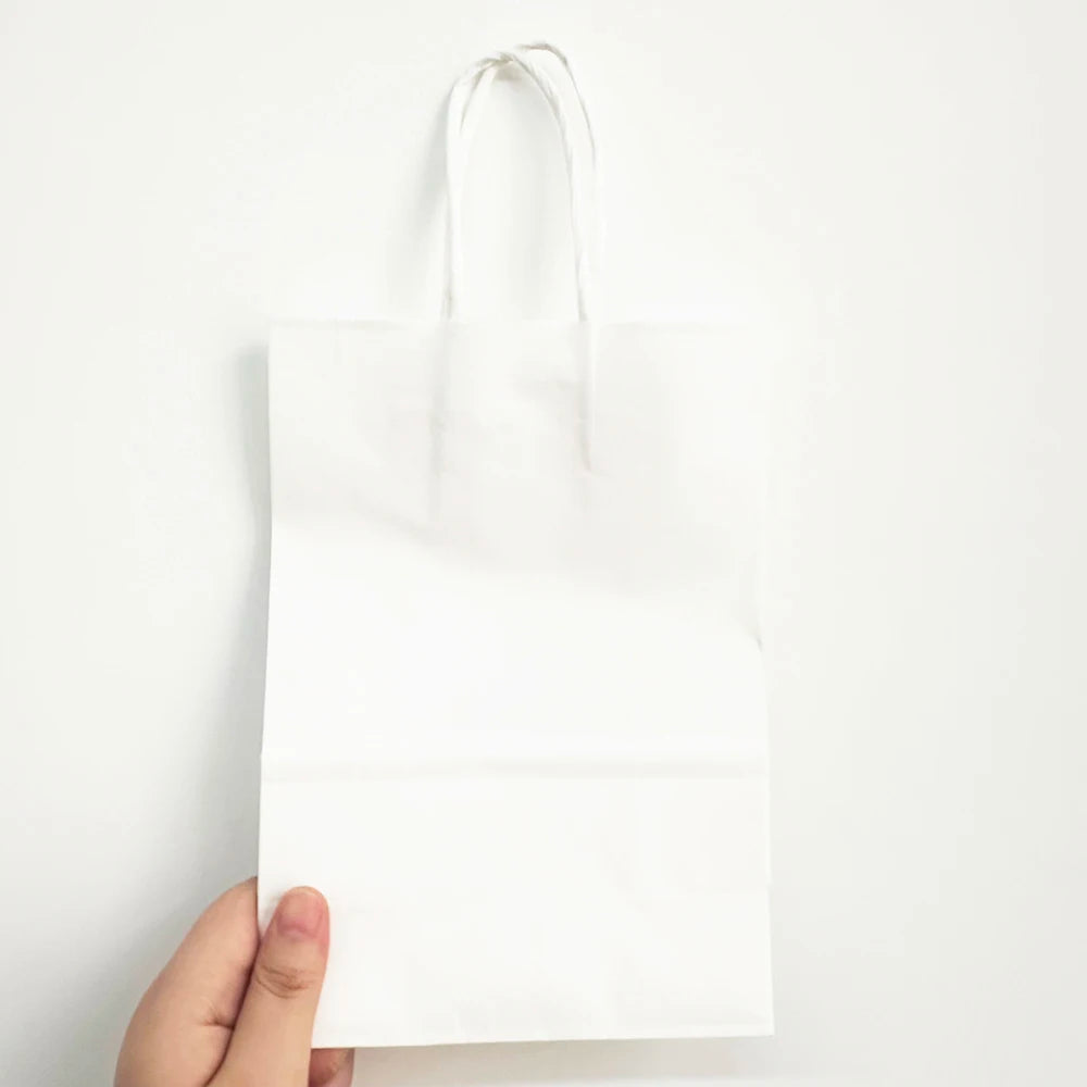 Vielseitige Kraftpapier Geschenktüten mit Griffen für Anlässe