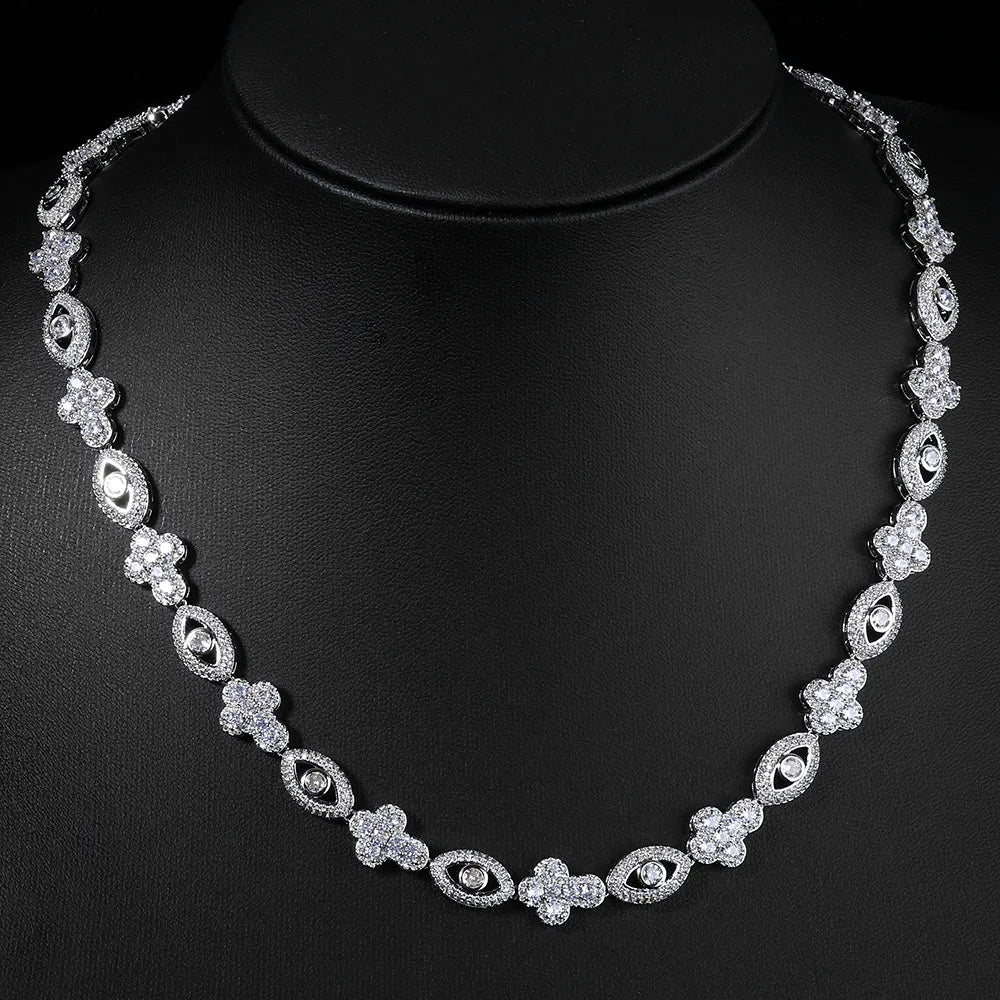 Bling Eye Kreuz Halskette für Damen & Herren – Vergoldet 5A Zirkonia