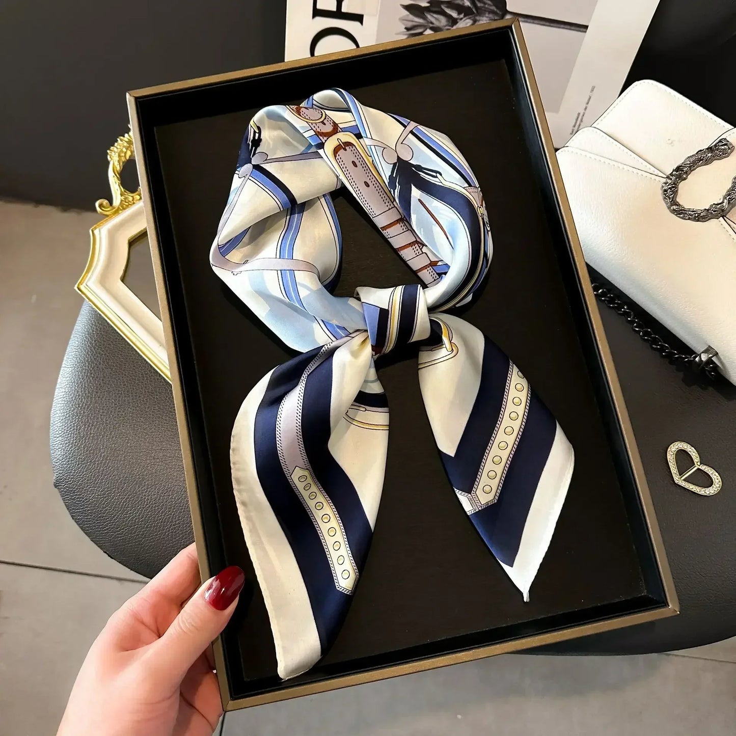 Luxus Seide Quadrat Schal Frauen Weich Satin Haarband Halstuch Büro Hijab