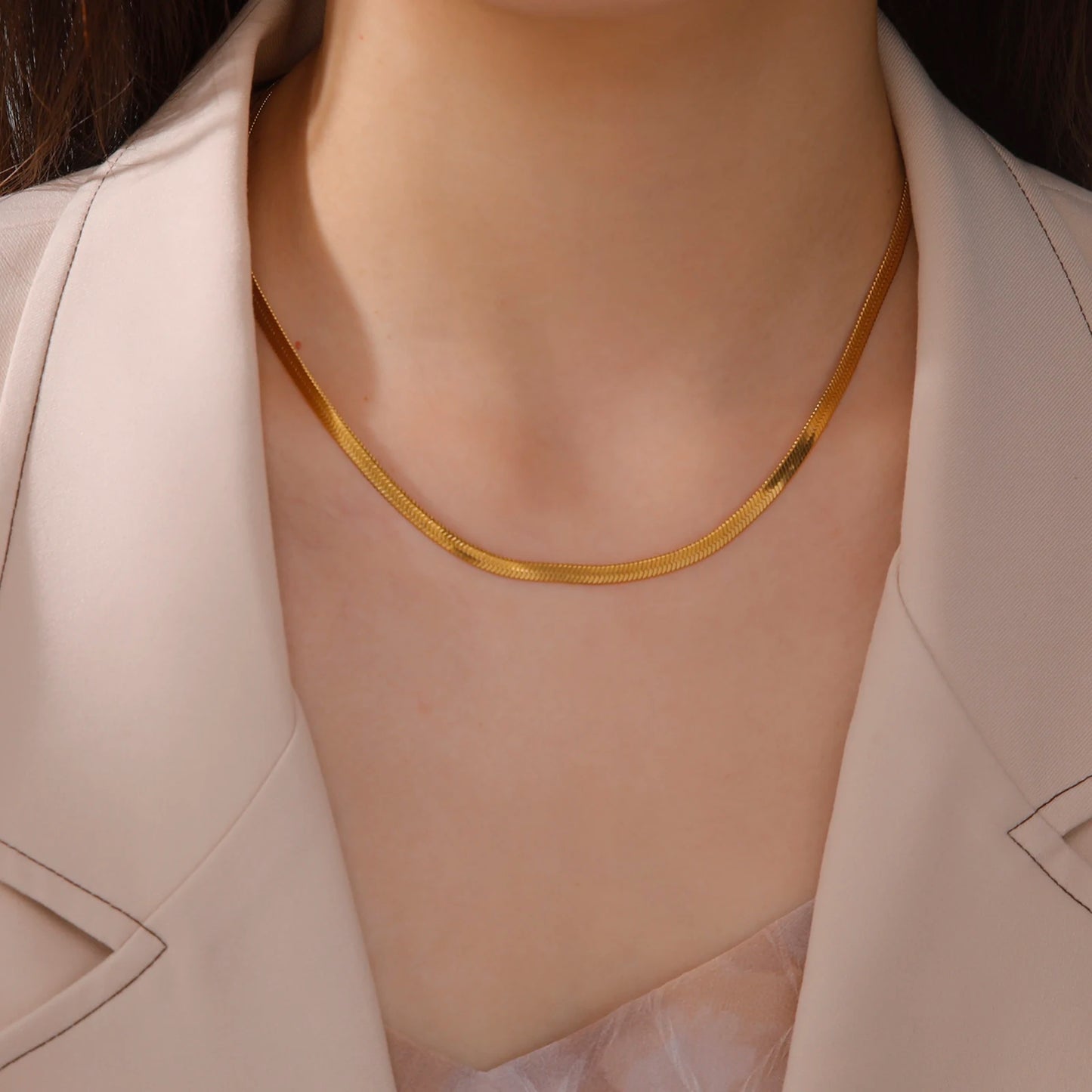 Elegante Edelstahl Schlangenkette für Damen und Herren in Goldfarbenem Design-Yabubest - Home & More