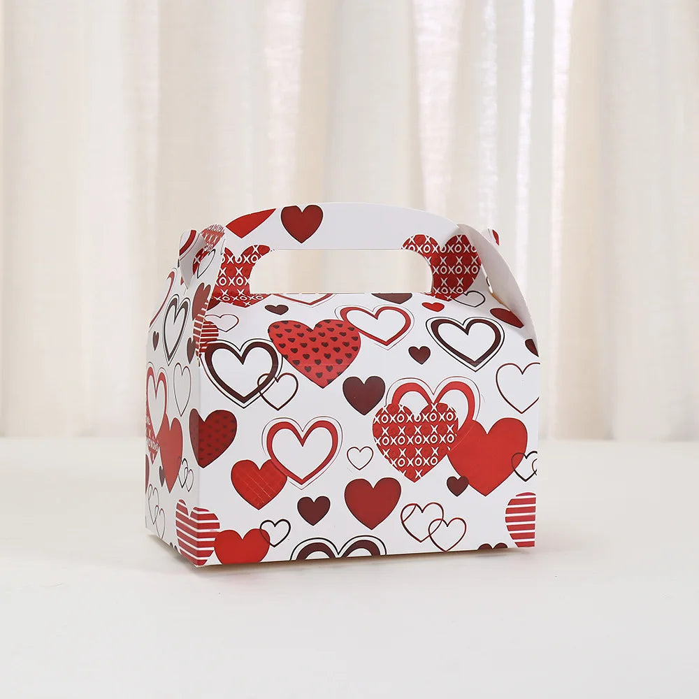 Zauberhafte Geschenkboxen mit Herzmuster für Süßes und Gastgeschenke