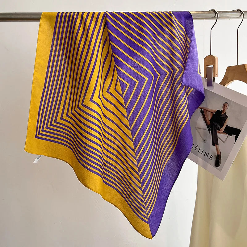 Vielseitiges Halstuch mit Druckmuster für Damen und alle Jahreszeiten