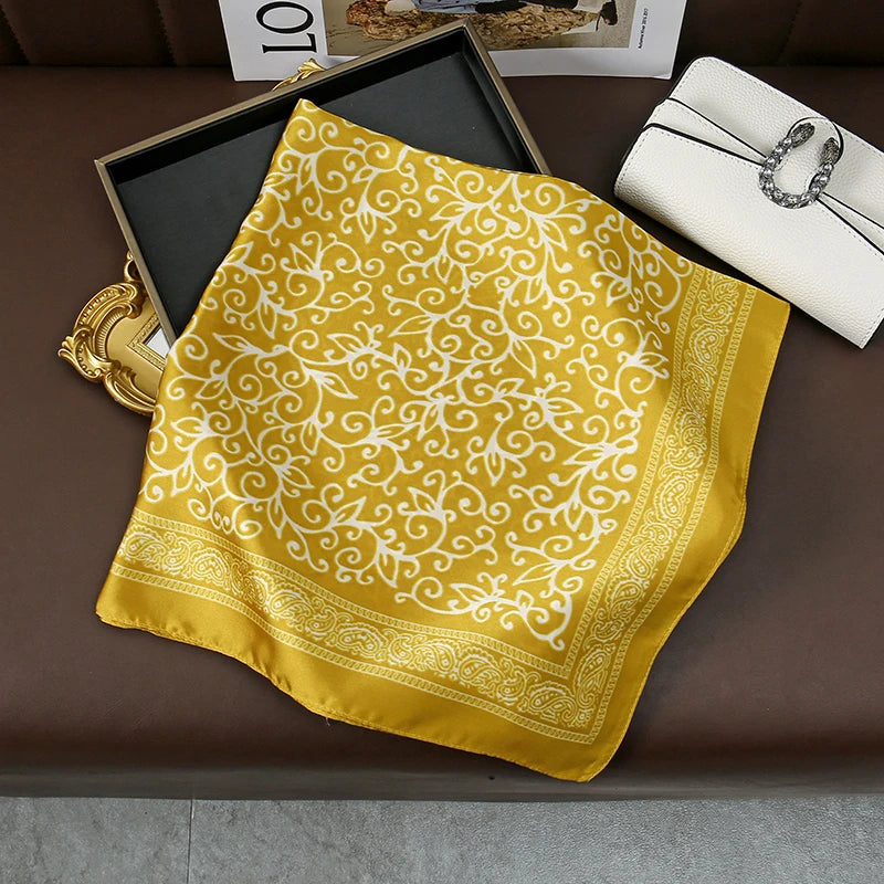 Modischer 70 x 70 cm Damenschal mit Paisley-Druck-Yabubest - Home & More