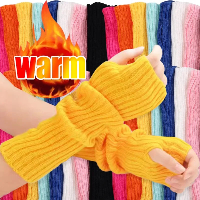 Wärmende fingerlose Strickhandschuhe für Herbst und Winter