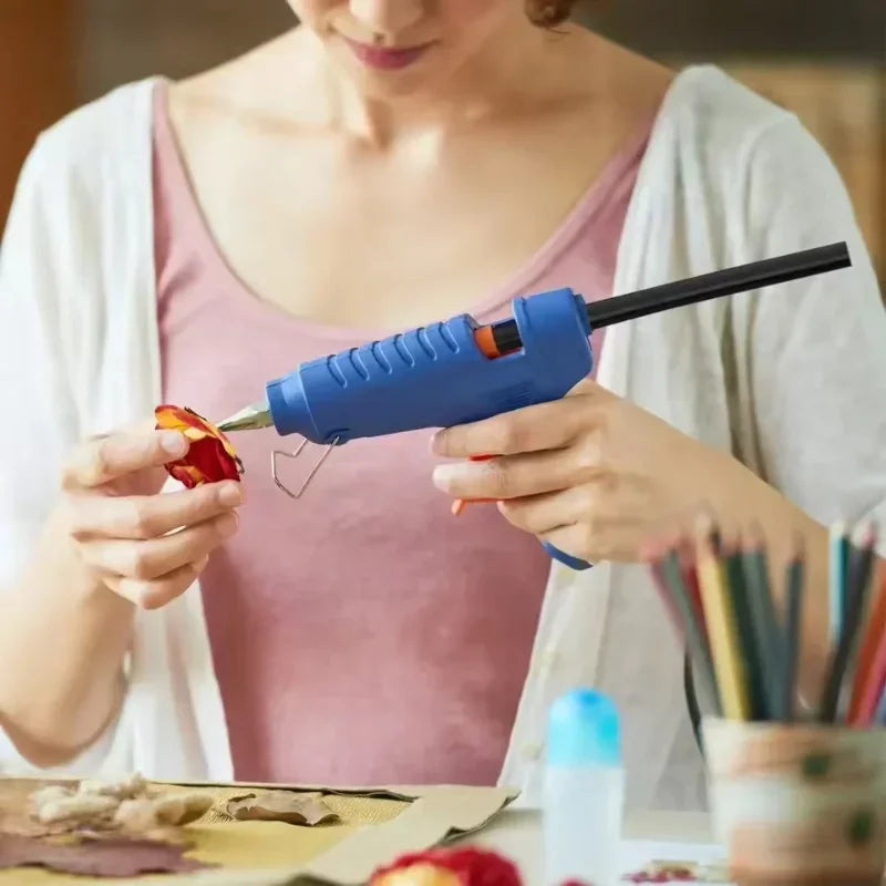 Schwarze Heißklebestifte für DIY Projekte und vielseitige Reparaturen