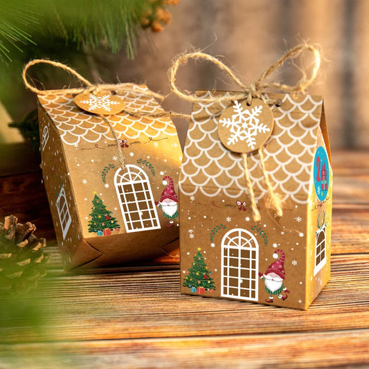 24 Geschenkboxen aus Kraftpapier mit Etiketten für Weihnachten