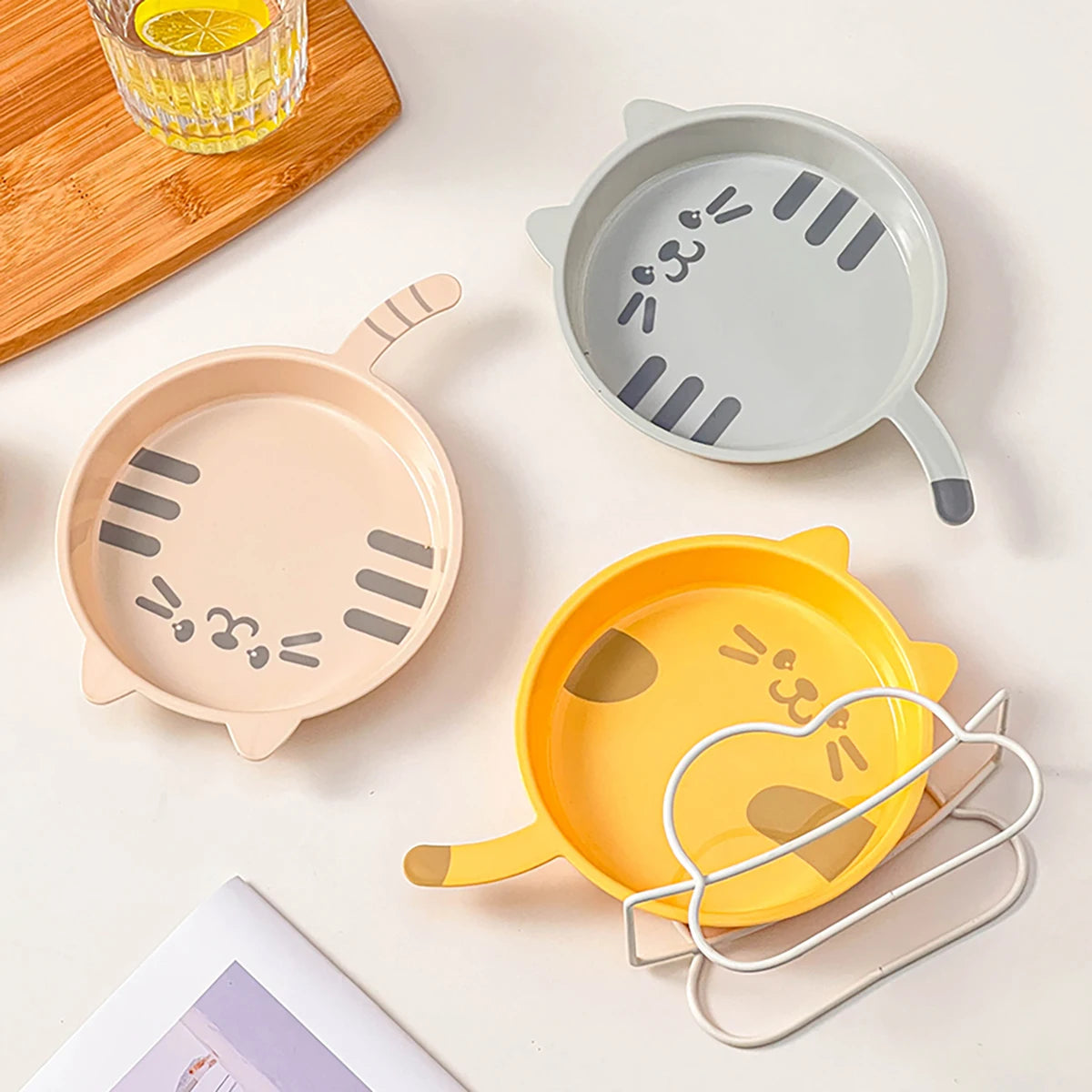 Niedlicher Katzenmuster Kunststoff Dessert Snack Teller spülmaschinenfest