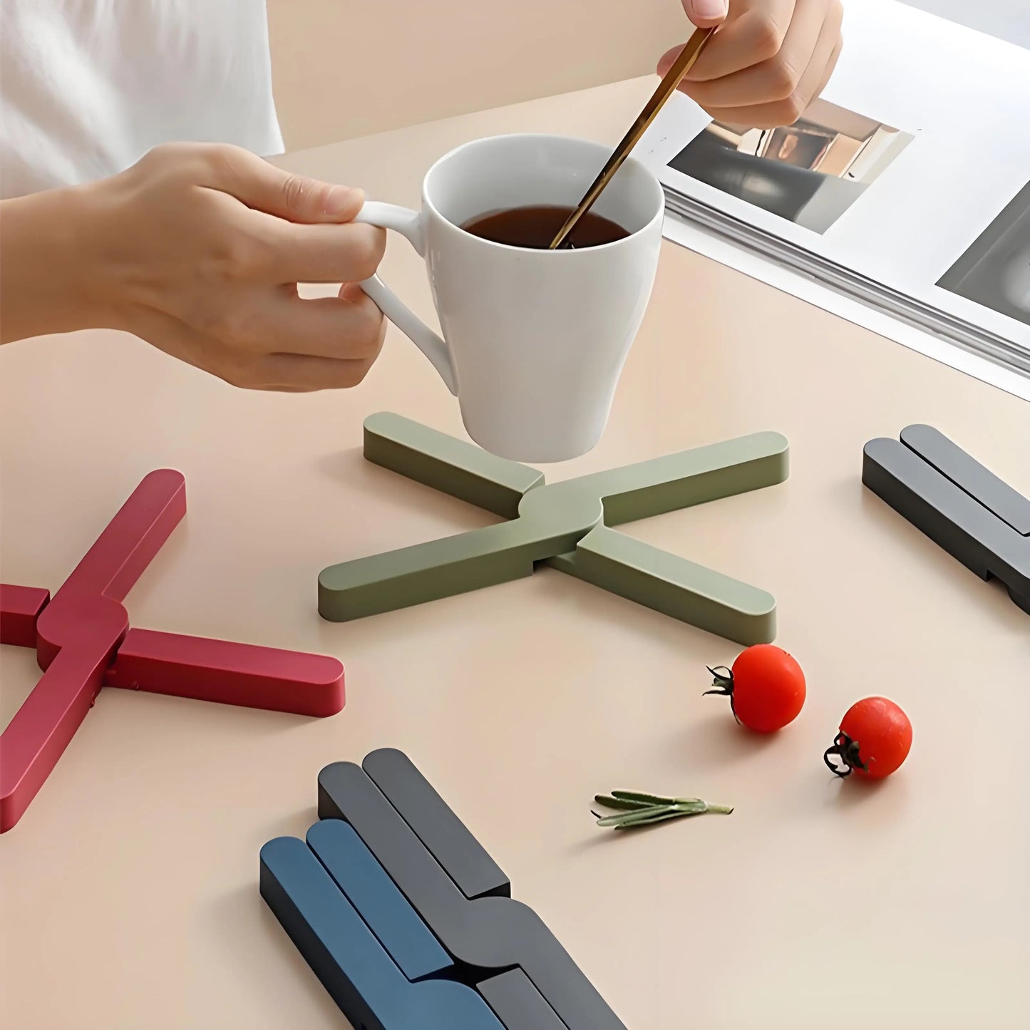 Faltbare rutschfeste Silikon-Untersetzer für heiße Töpfe und Pfannen