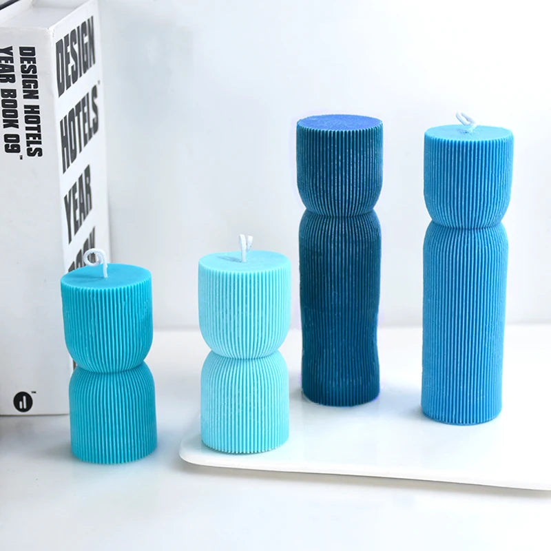 Zylindrische hohe Stumpenkerzenformen gerippt gedreht Silikonform abstrakt