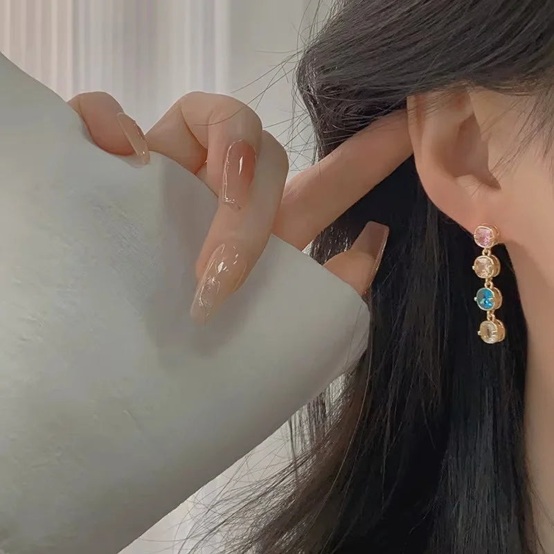 Elegante Quadratische Ohrringe mit bunten Zirkonen für Damen