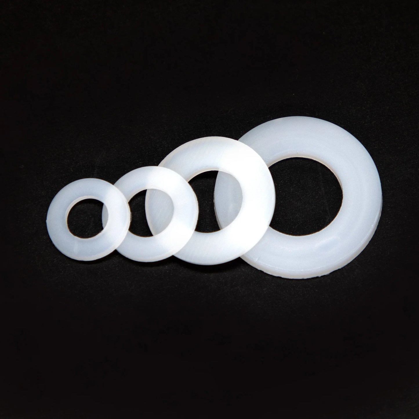 500 Stück Kunststoff Nylon Unterlegscheiben Sortiment M2 bis M10 Weiß