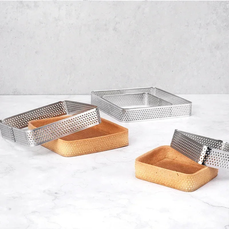 Perforierter Tartering für perfekte Obst Mousse Kuchen & Desserts