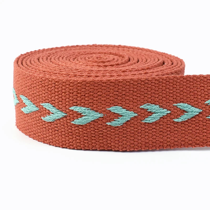 Vielseitiges 38mm Jacquard Gurtband aus Polyester Baumwolle zum Nähen