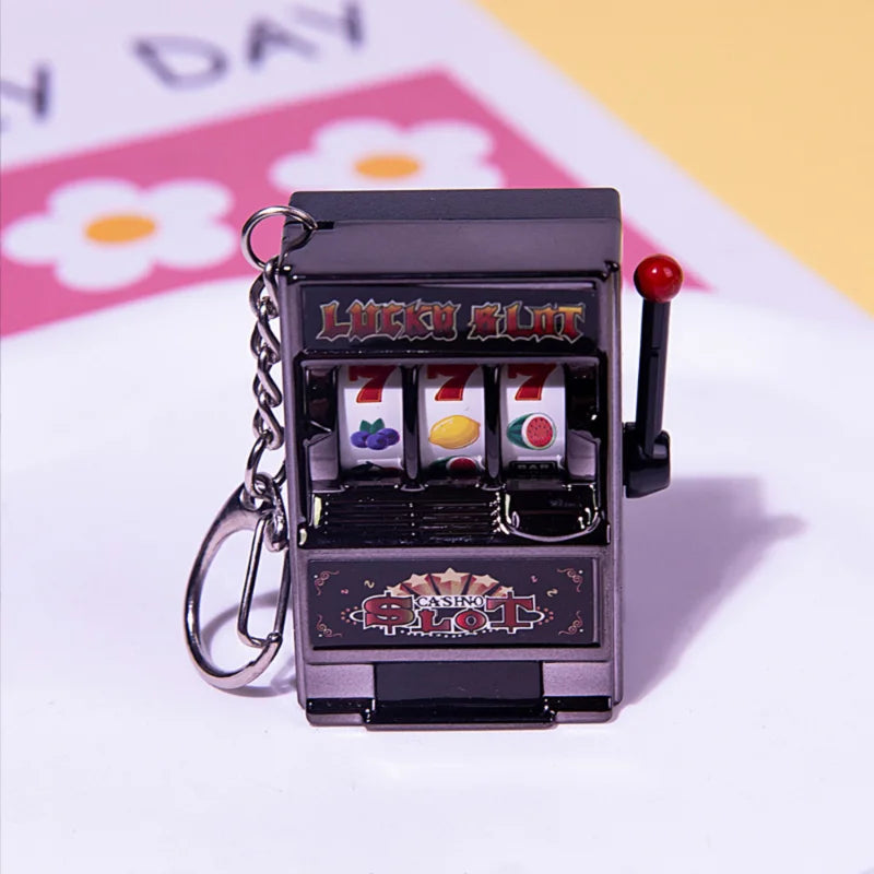 Lustiger Mini Slot Maschine Schlüsselanhänger für Spiele-Liebhaber