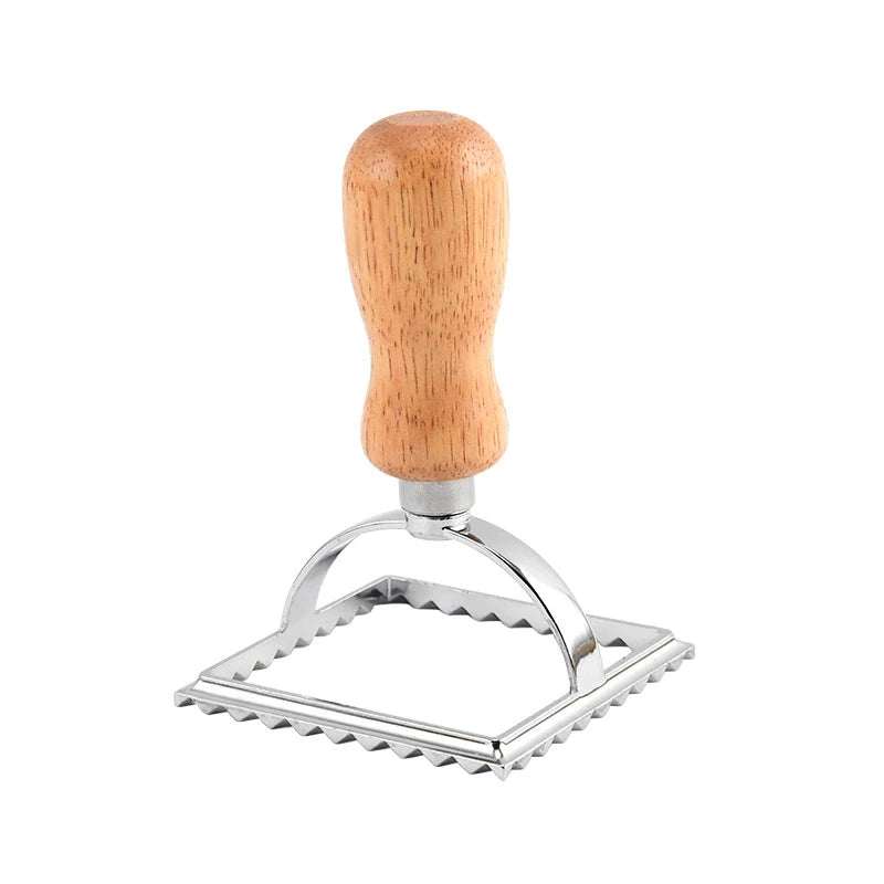 Premium Teigausstecher - Pastarad mit Holzgriff – Ravioli, Plätzchen, Gebäck
