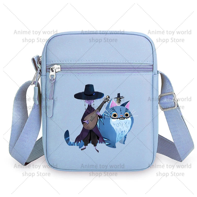 Kompakte Umhängetasche aus Nylon mit trendigem Anime Motiv für Mädchen