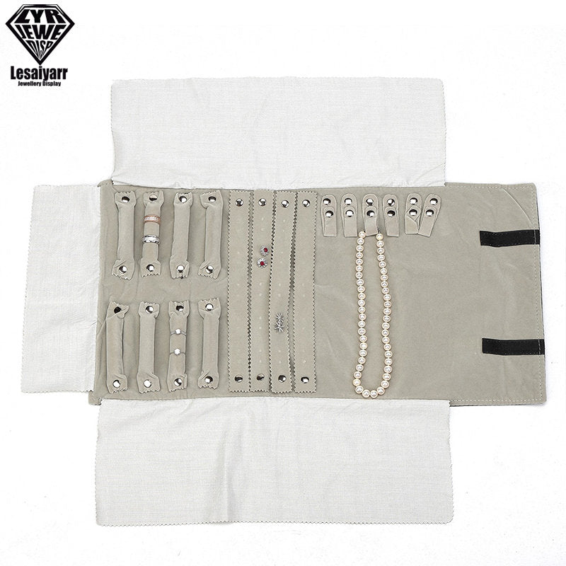 Faltbarer Schmuck Organizer aus Samt mit Reißverschluss für Reisen