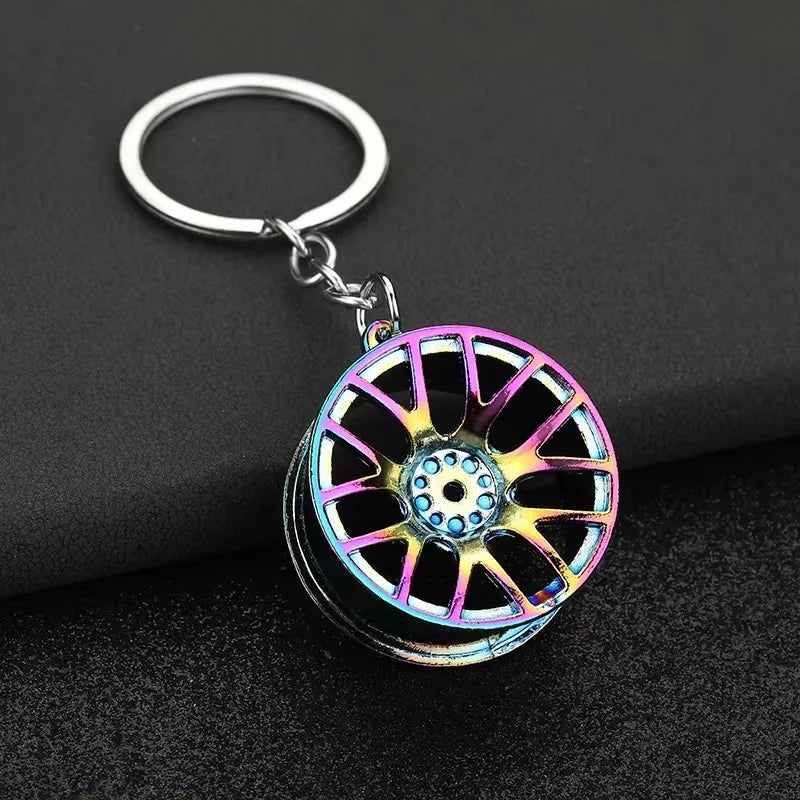 Robuster Edelstahl Schlüsselanhänger im Autoteile-Design – Perfektes Männergeschenk