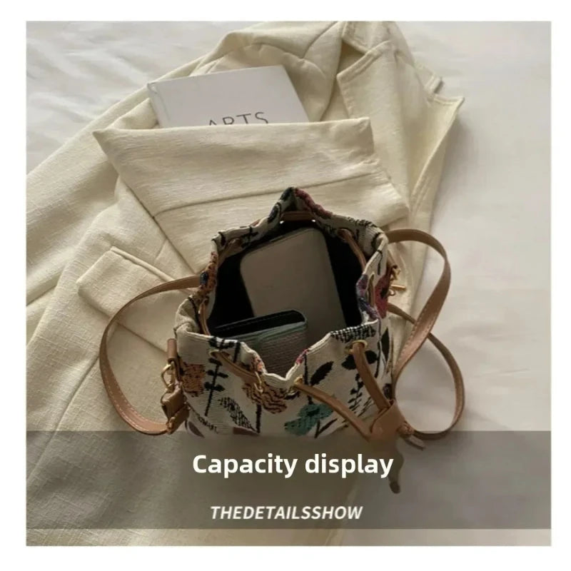 Vintage Umhängetasche mit Blumenmuster für Damen – Softes Kunstleder