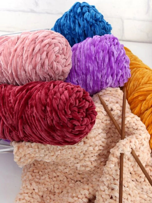 Weiches Chenille Polyester Strickgarn für gemütliche DIY Projekte