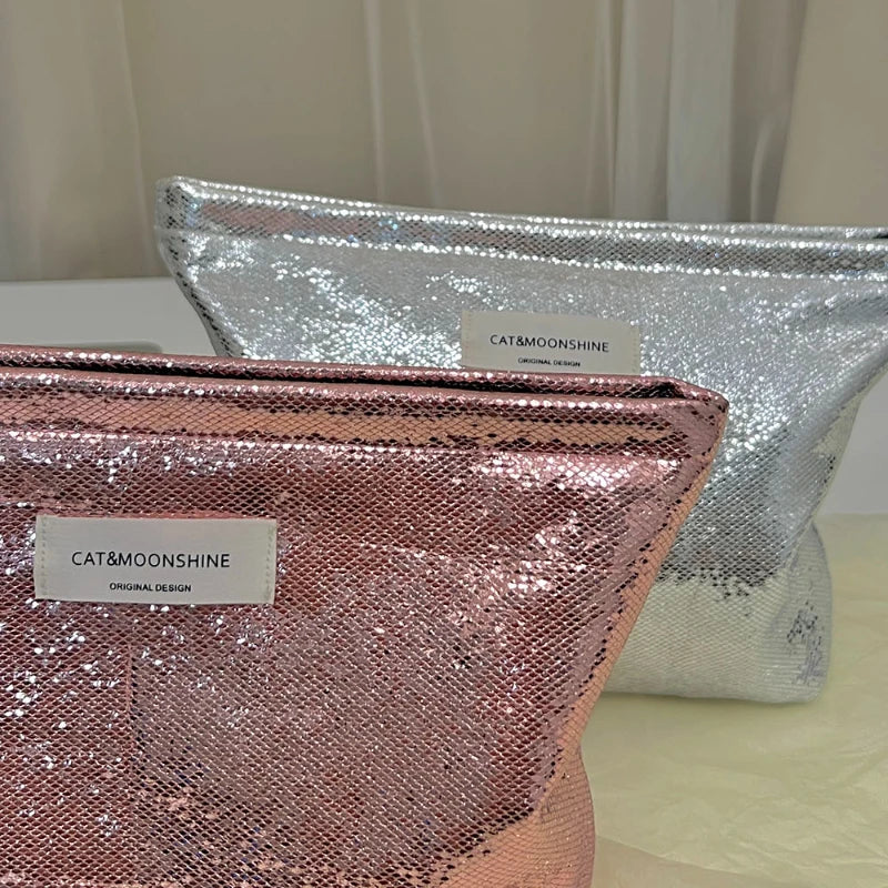 Große Damen Make-Up Tasche mit praktischem Reißverschluss und viel Platz