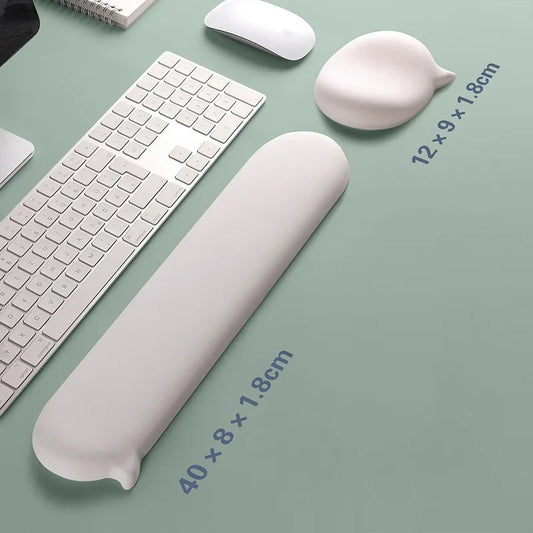 Kawaii Silikon Mauspad mit Handgelenkauflage ergonomisch 140x80x18 mm