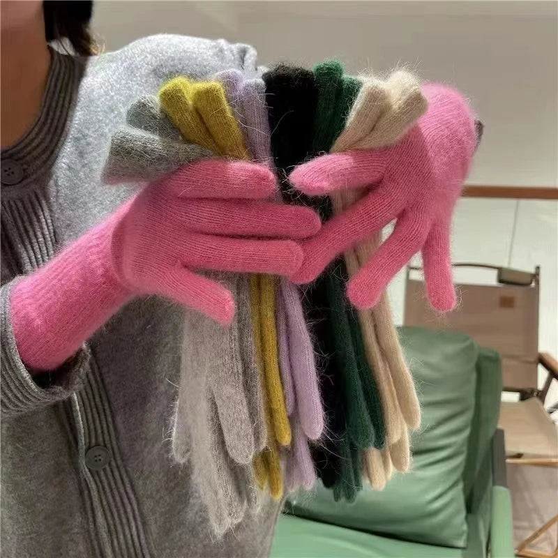 Lange warme Damen Handschuhe aus Kaninchenwolle für den Winter