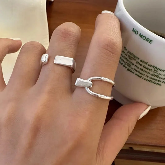 Verstellbarer Silberring mit hohlen Linien, stylischer Punk-Schmuck Unisex