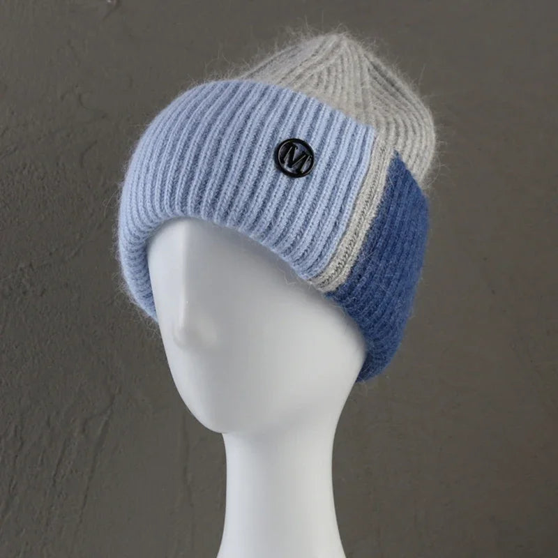 Weiche warme Damen Wintermütze aus Kaninchenwolle gestrickt