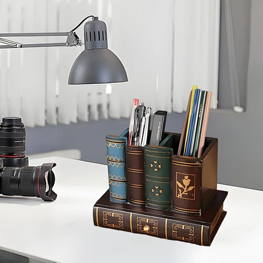 Europäischer Stifthalter aus Holz im Vintage Stil