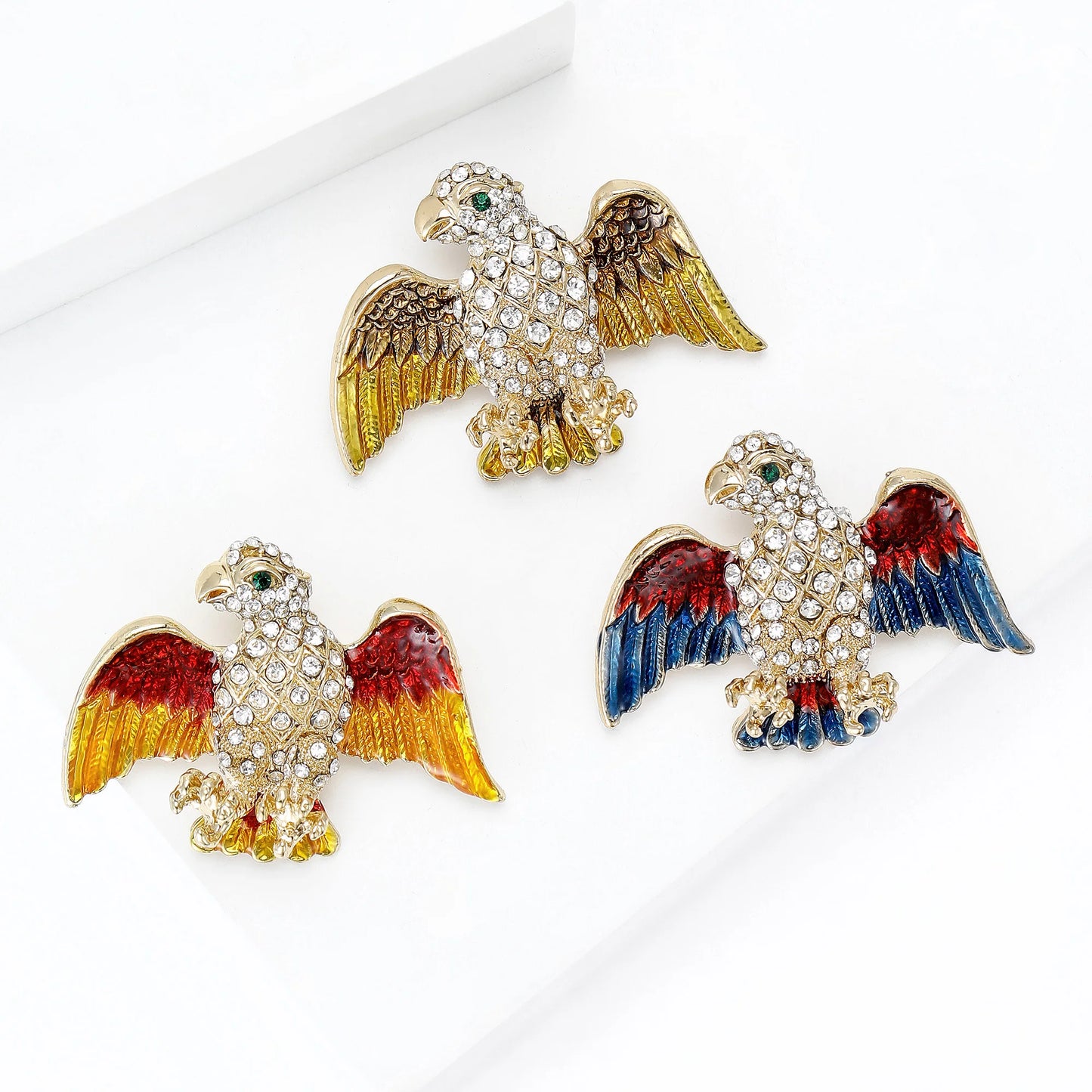 Klassische Strass Adler Brosche Unisex – Eleganter Akzent für Kleidung