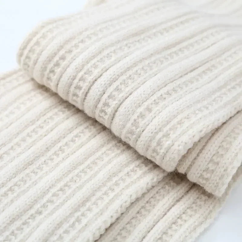 Kinder Winter Set Beanie Mütze mit Ohrenklappen und Schal warm und süß