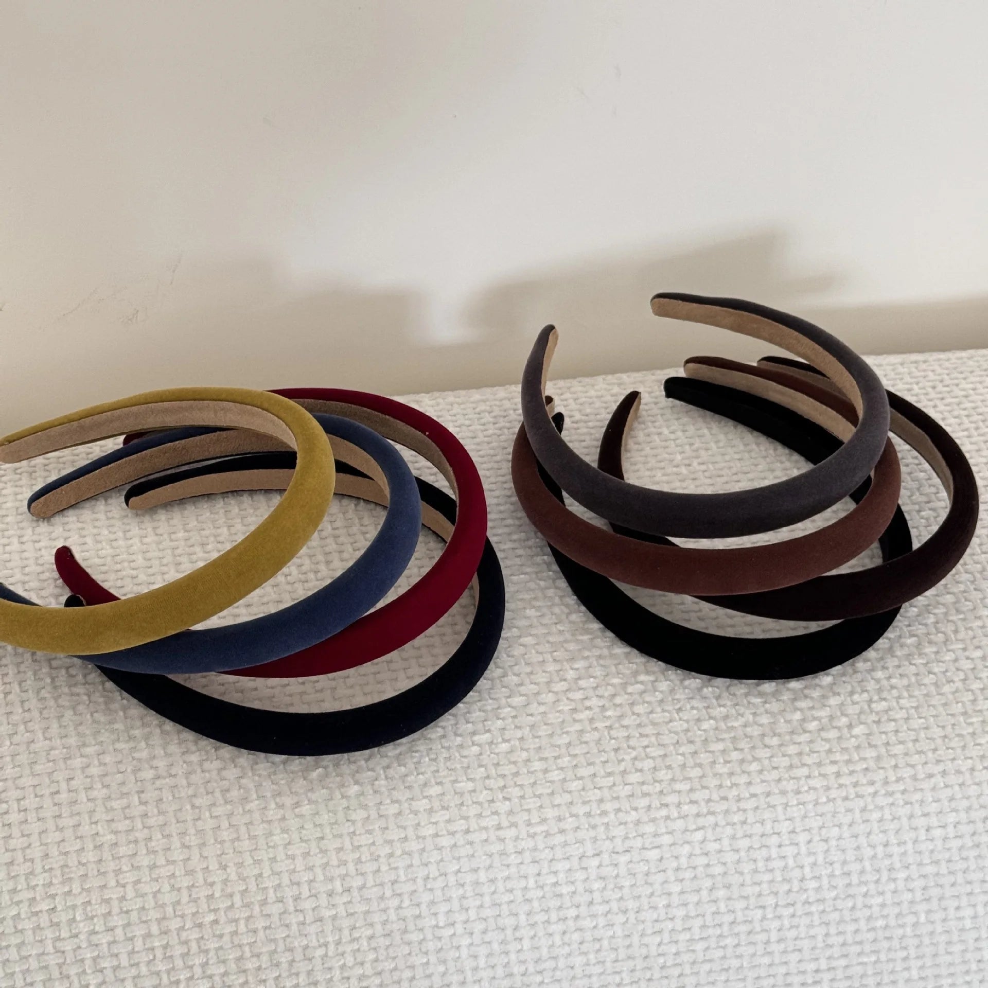 Elegante Damen Stirnbänder aus Samt mit rutschfester Passform-Yabubestshop