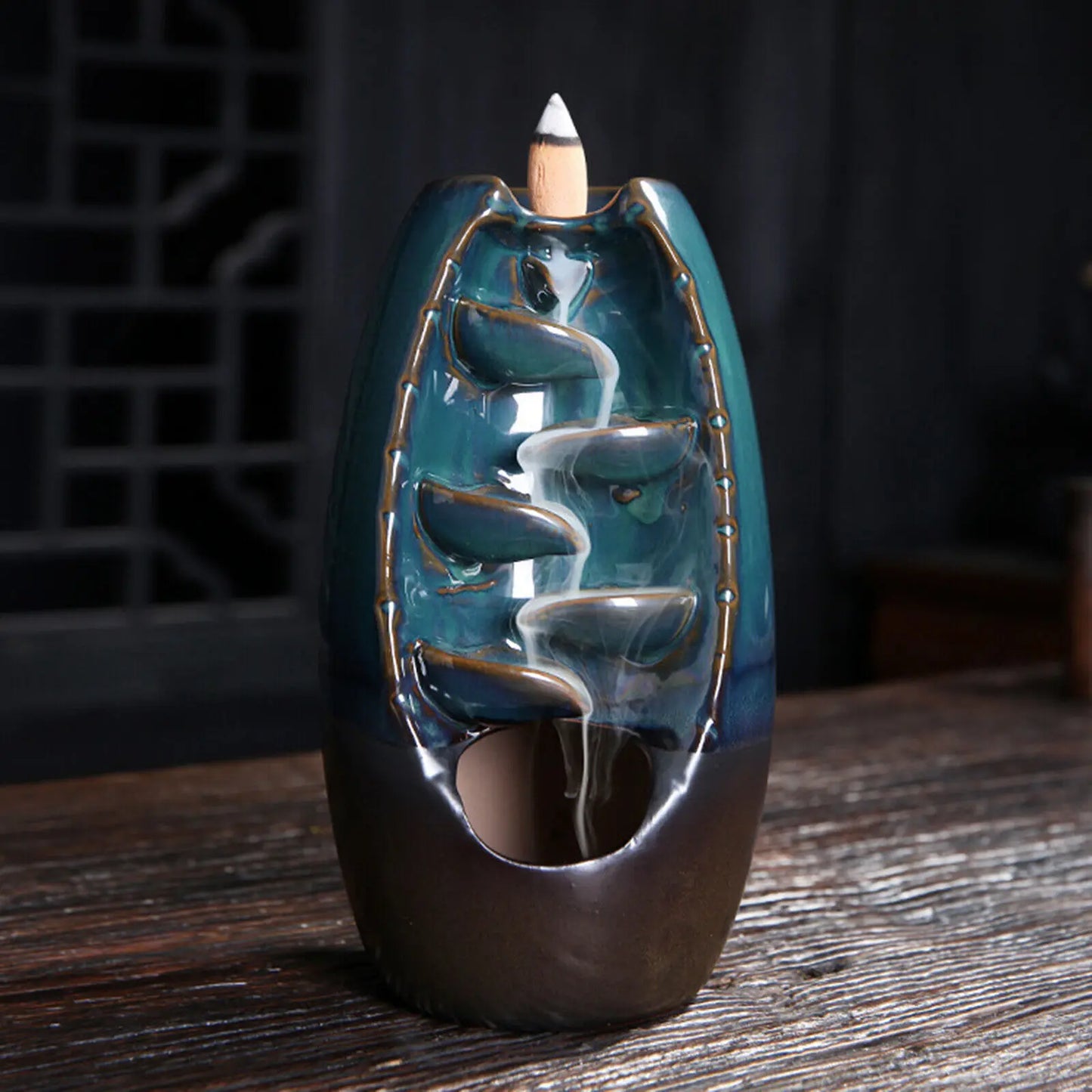 Atmosphärischer Wasserfall Rückfluss Weihrauchbrenner aus Keramik