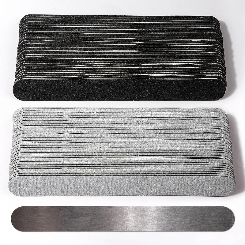 Praktisches Set mit austauschbaren Nagelfeilen für gepflegte Hände