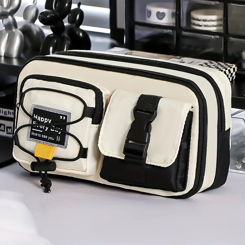 Großes Federmäppchen aus Oxford-Stoff mit vielen Fächern für Stifte und Reiseutensilien