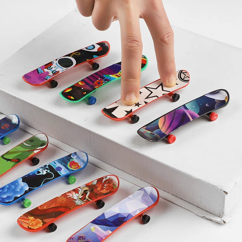 Fingerskateboard Set für Geschicklichkeit und Partyspaß