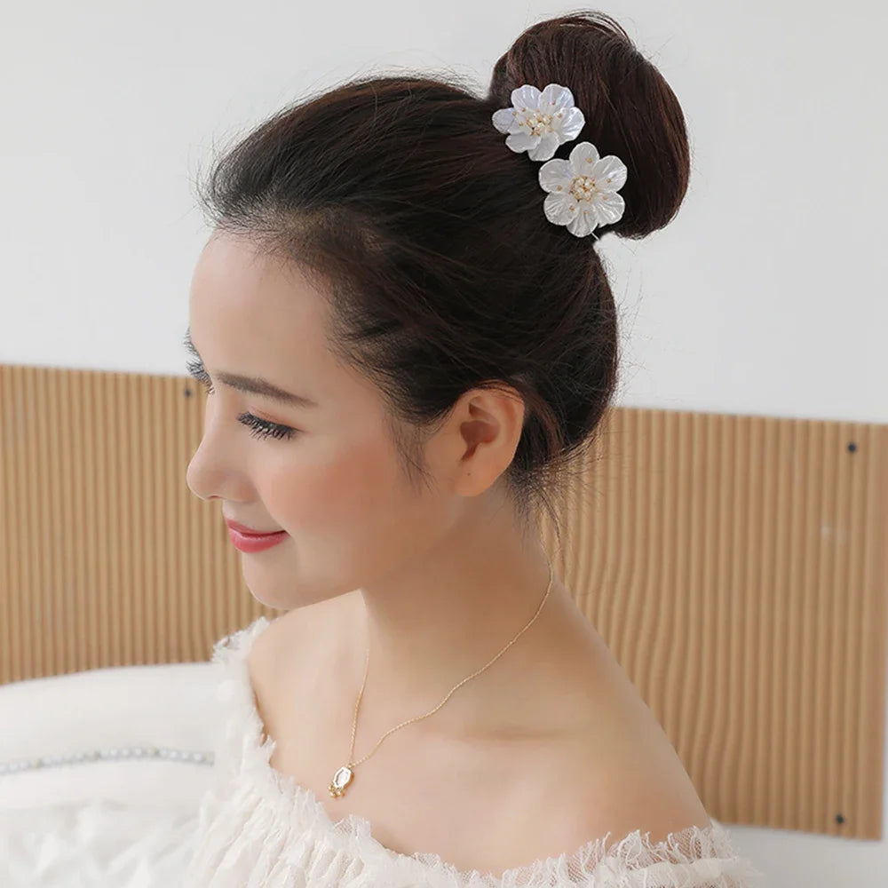 Blumenförmiger Magic Bun Maker Haarstyling Helfer für Frauen