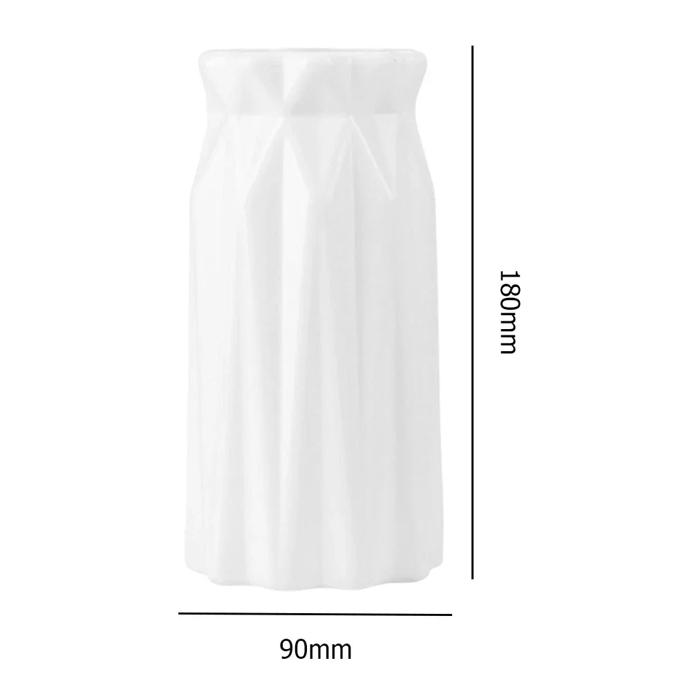 Moderne Kunststoff Blumenvase in geometrischem nordischem Stil