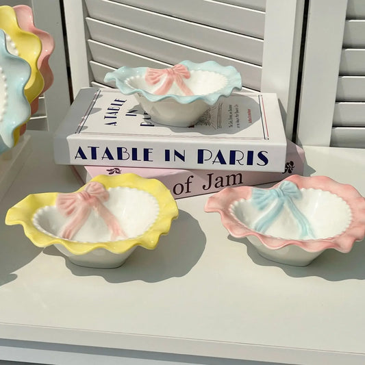 Herzförmiger Keramik Katzennapf mit Anti Spill Design für Hunde und Katzen