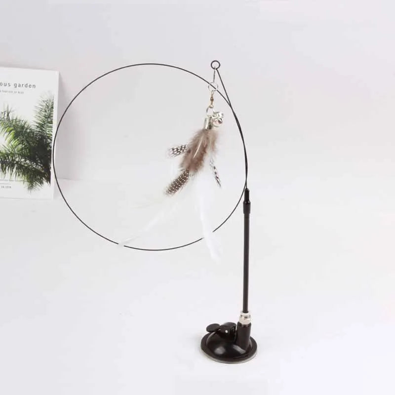 Interaktives Katzenspielzeug mit bunter Feder, Saugnapf und abnehmbarem Stab