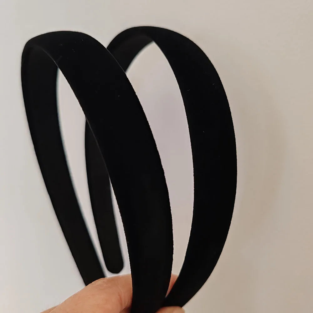 Elegantes Samt-Stirnband 2er Set für Damen und Mädchen